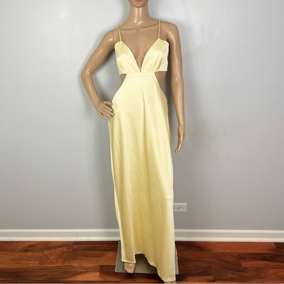 NEW SIGNIFICANT OTHER REVOLVE YELLOW CUTOUT MAXI DRESS - Picture 2 of 8